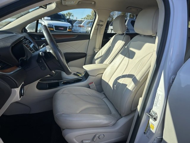 Used 2018 Lincoln MKC Select w/ Select Plus Package image 14