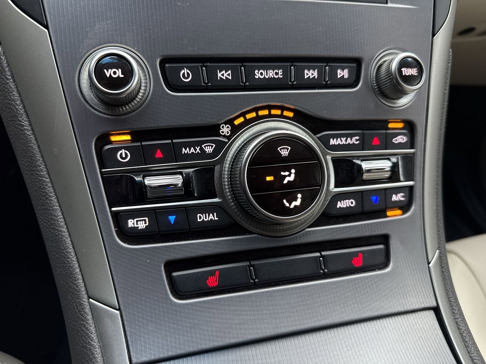 Used 2019 Lincoln MKZ Reserve image 23