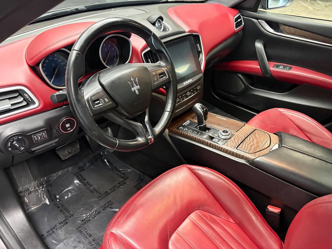 Used 2018 Maserati Ghibli S image 19