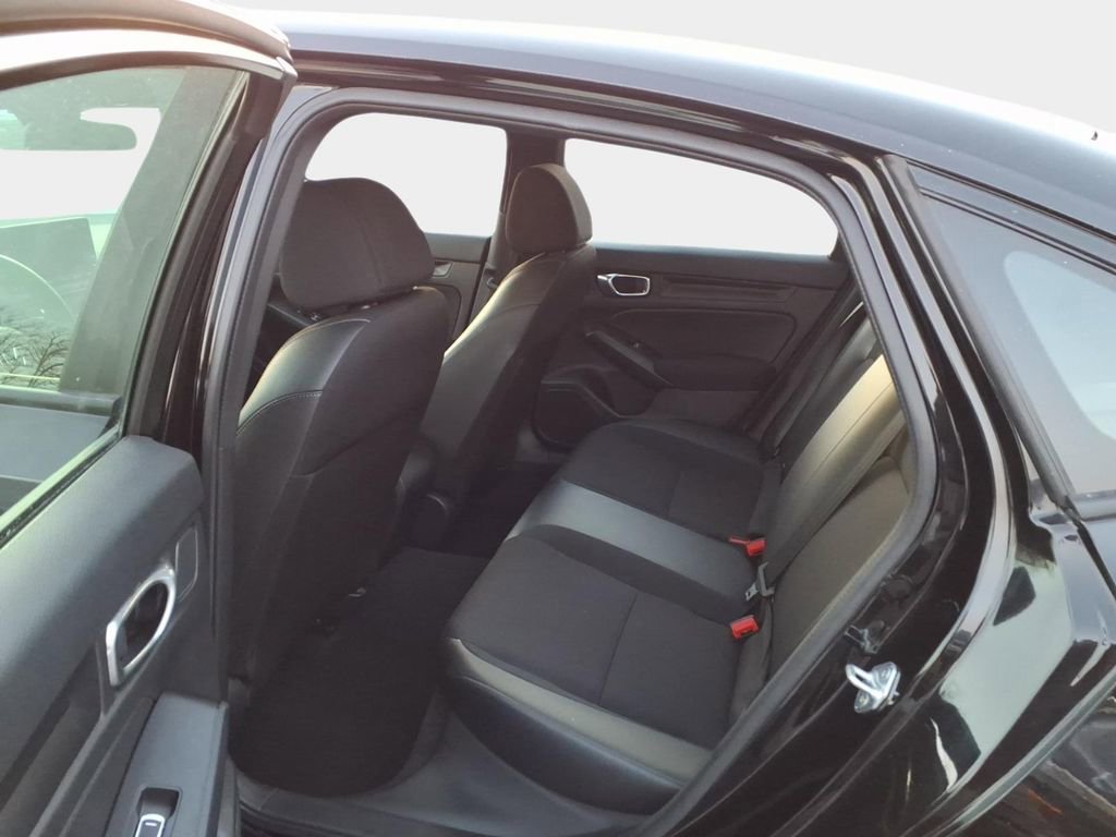 Used 2023 Honda Civic Sport image 10
