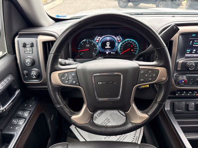 Used 2018 GMC Sierra 1500 Denali w/ Denali Ultimate Package AWD/4WD image 18