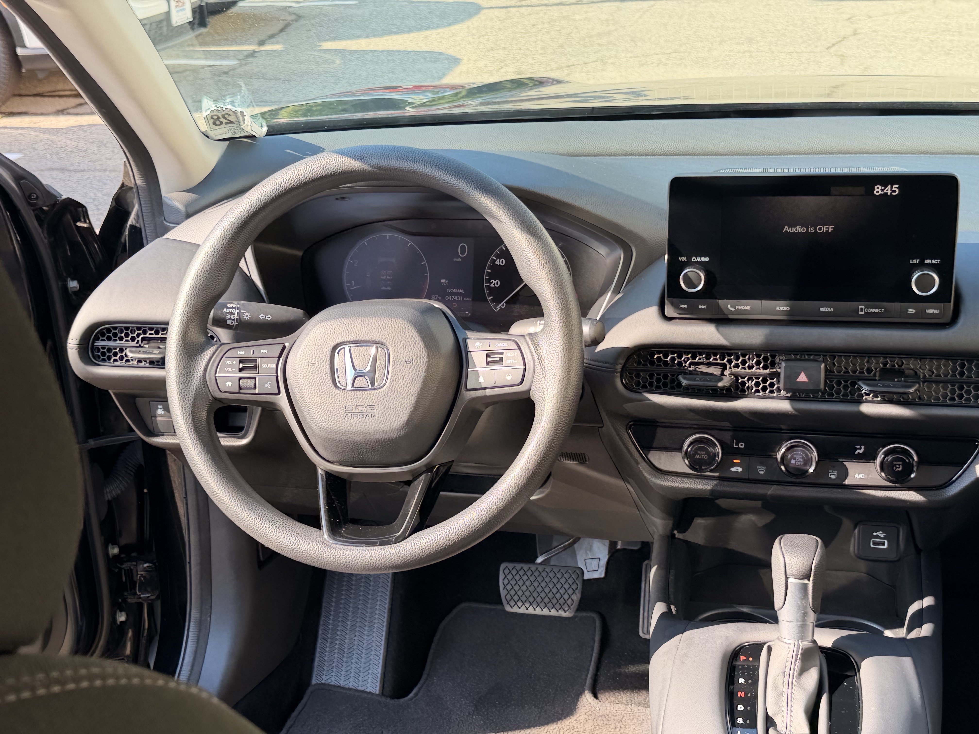 Used 2023 Honda HR-V LX image 19