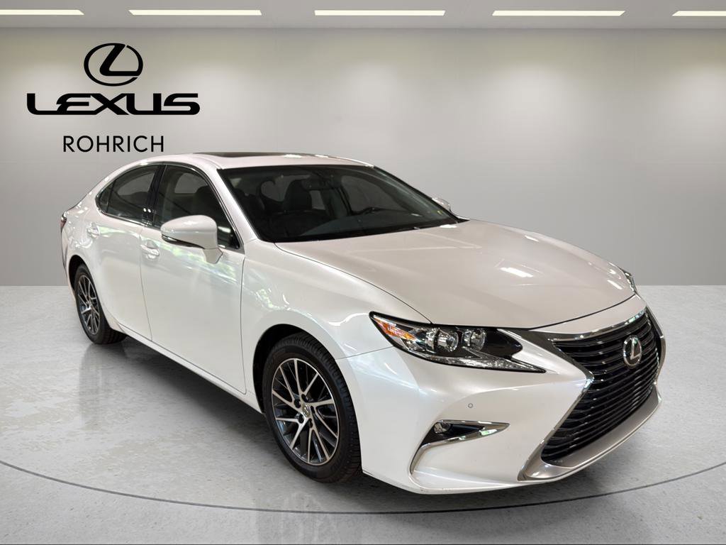 Used 2016 Lexus ES 350 w/ Navigation System Package FWD image 4
