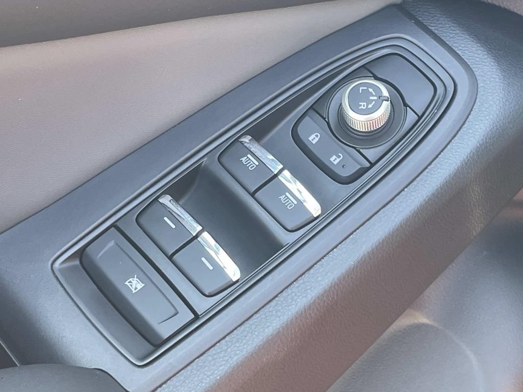 Used 2024 Subaru Ascent Onyx Edition AWD/4WD image 17