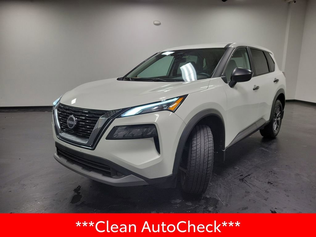 Used 2023 Nissan Rogue S FWD image 4