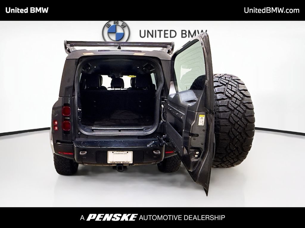 Used 2022 Land Rover Defender 110 X-Dynamic HSE AWD/4WD image 14