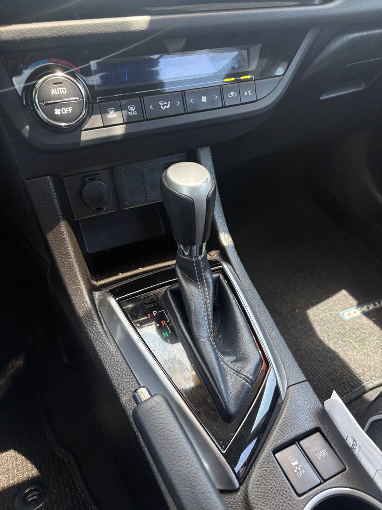 Used 2016 Toyota Corolla S FWD image 18