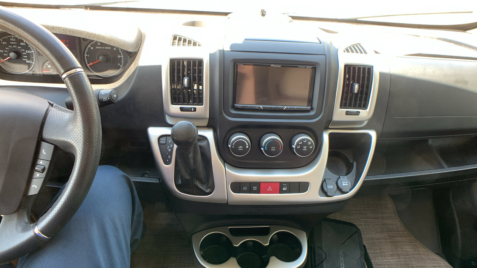 Used 2021 RAM ProMaster 3500 w/ Convenience Group FWD image 14