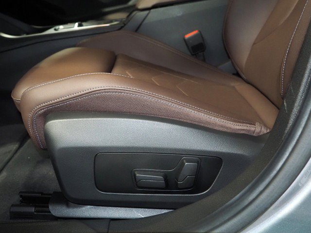 Used 2026 BMW 228i w/ Technology Package FWD image 78