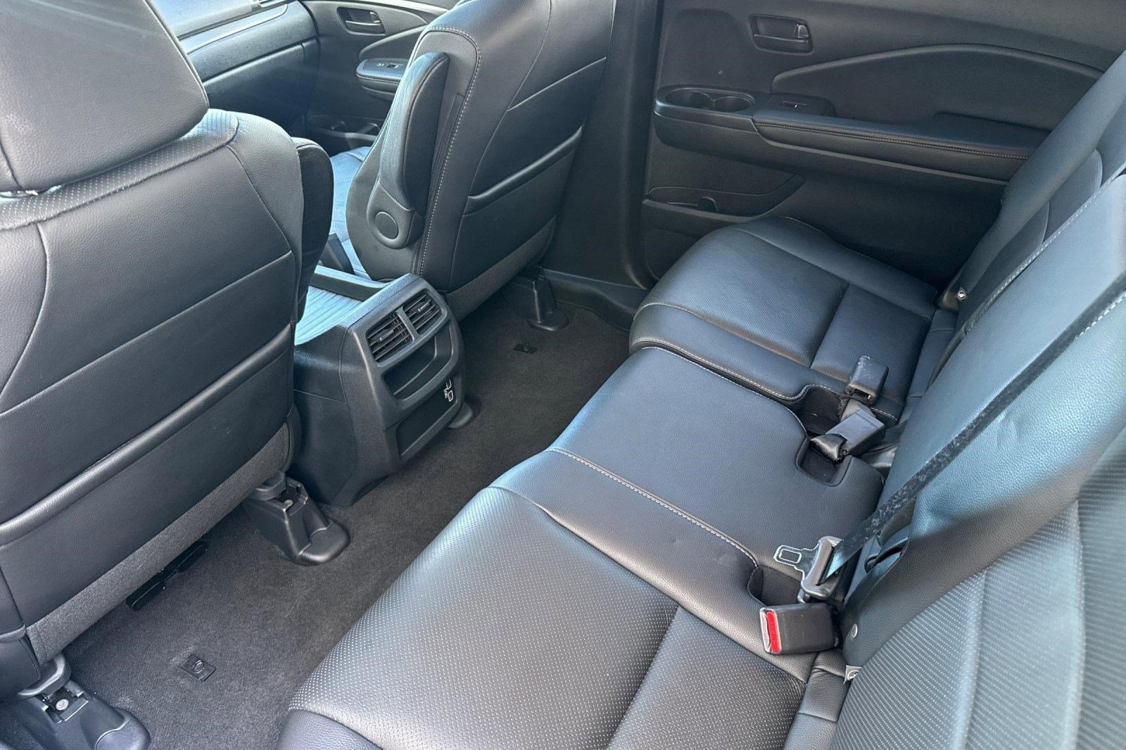 Used 2023 Honda Passport EX-L image 27