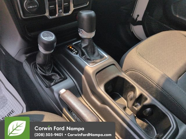 Used 2022 Jeep Gladiator Sport AWD/4WD image 18