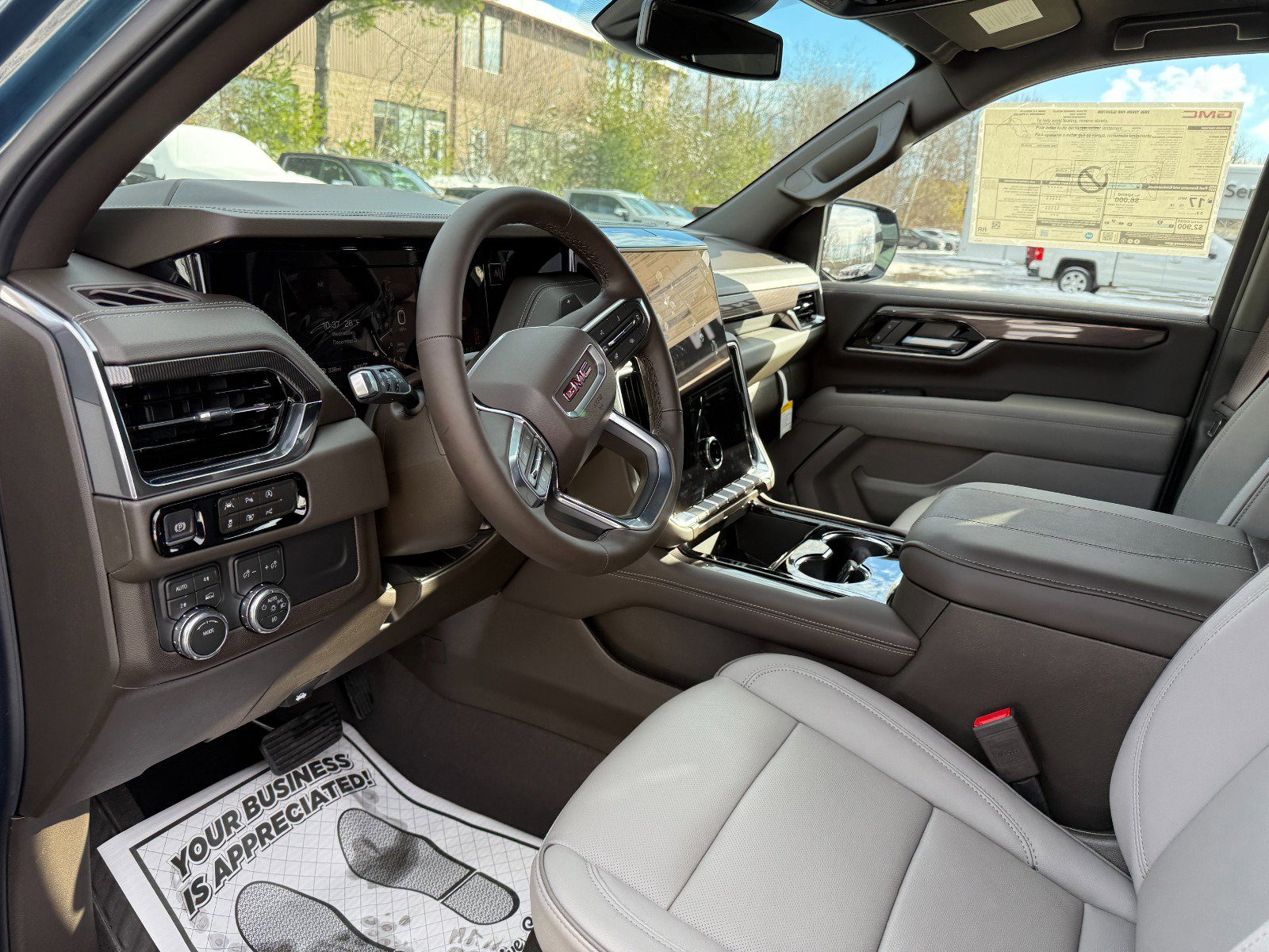 New 2026 GMC Yukon Elevation image 13