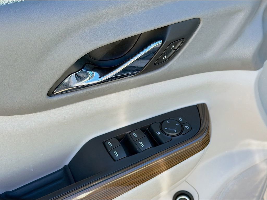 Used 2018 GMC Acadia SLE w/ Driver Alert Package I image 24