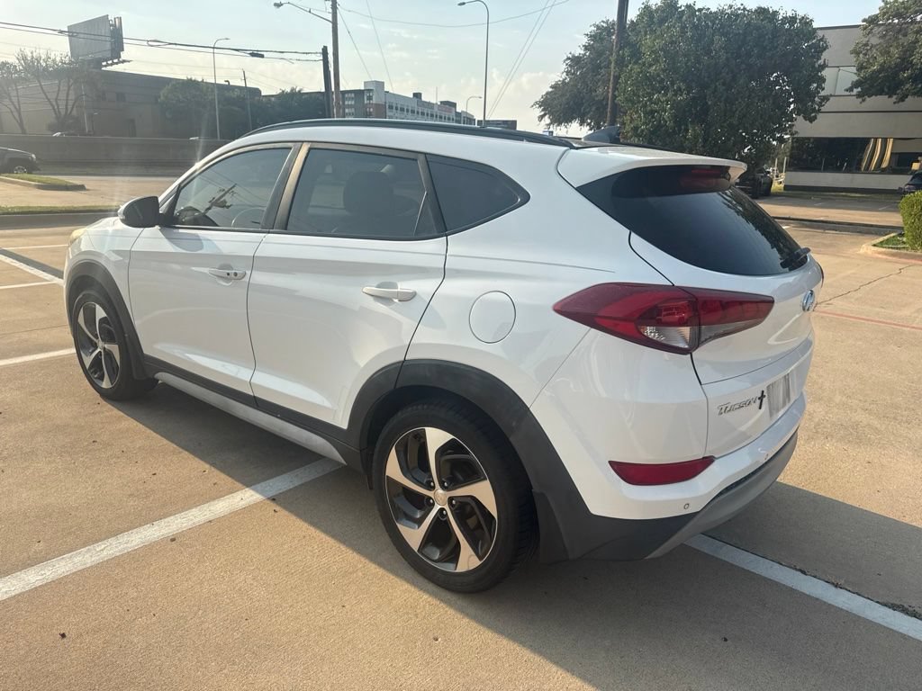 Used 2018 Hyundai Tucson Value FWD image 11