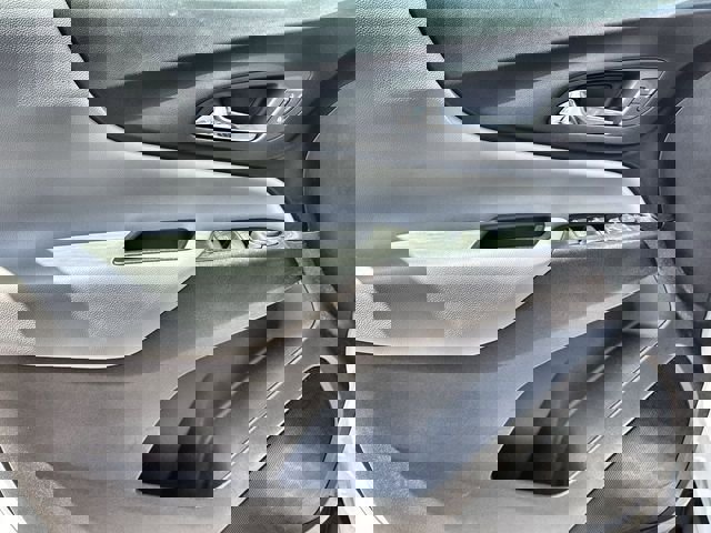 New 2024 Chevrolet Equinox LS w/ LPO, Floor Liner Package image 80