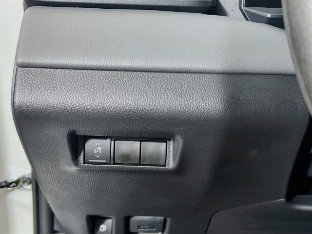 Used 2026 Toyota RAV4 LE FWD image 14