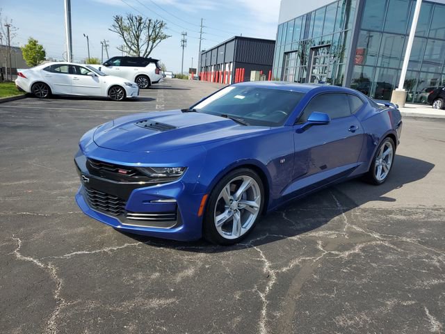 Used 2019 Chevrolet Camaro SS image 2
