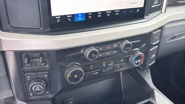Used 2025 Ford F350 XLT w/ Black Appearance Package image 19