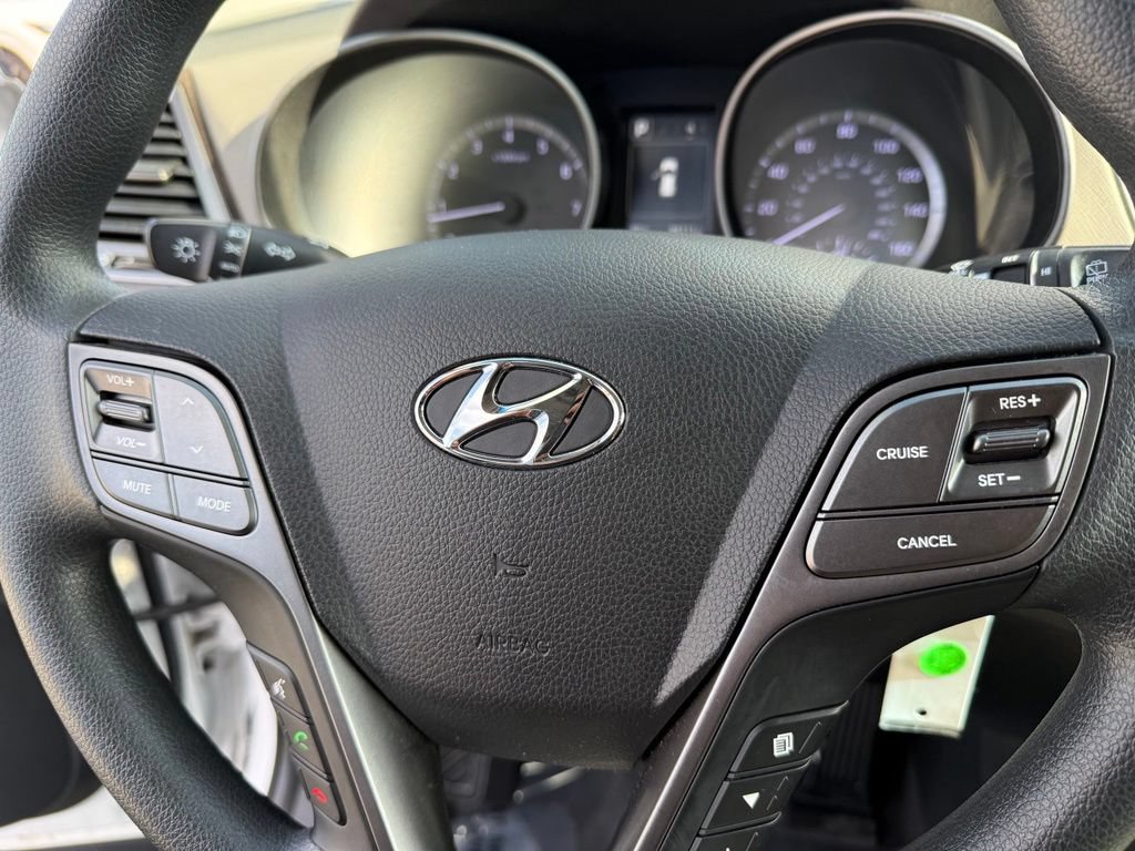 Used 2018 Hyundai Santa Fe Sport w/ Cargo Package AWD/4WD image 27