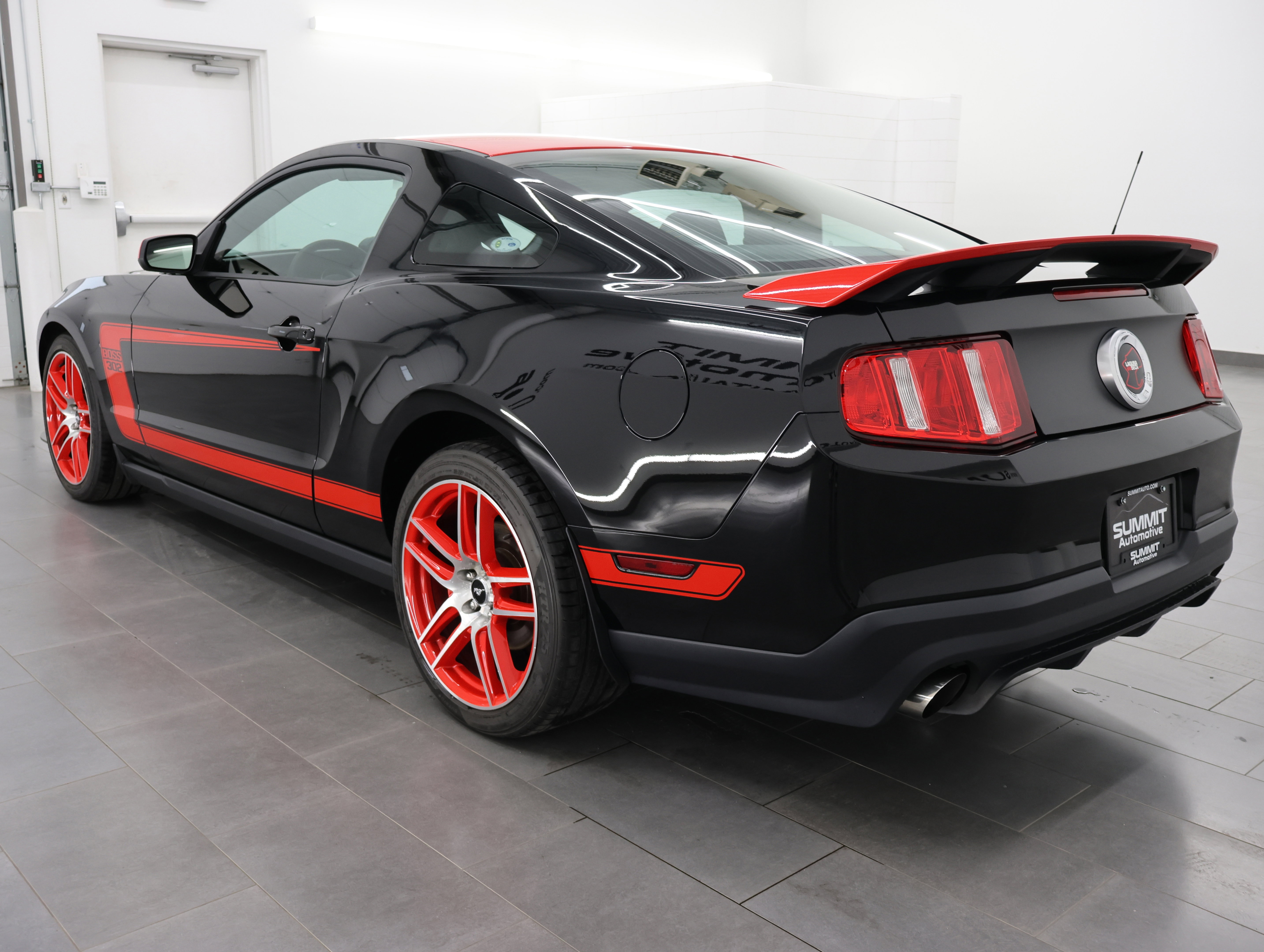 Used 2012 Ford Mustang Boss 302 RWD image 6