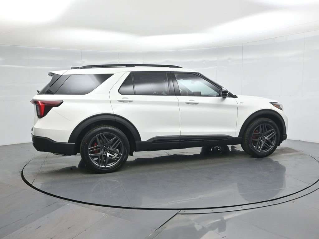 New 2026 Ford Explorer ST-Line w/ ST-Line Street Pack image 25