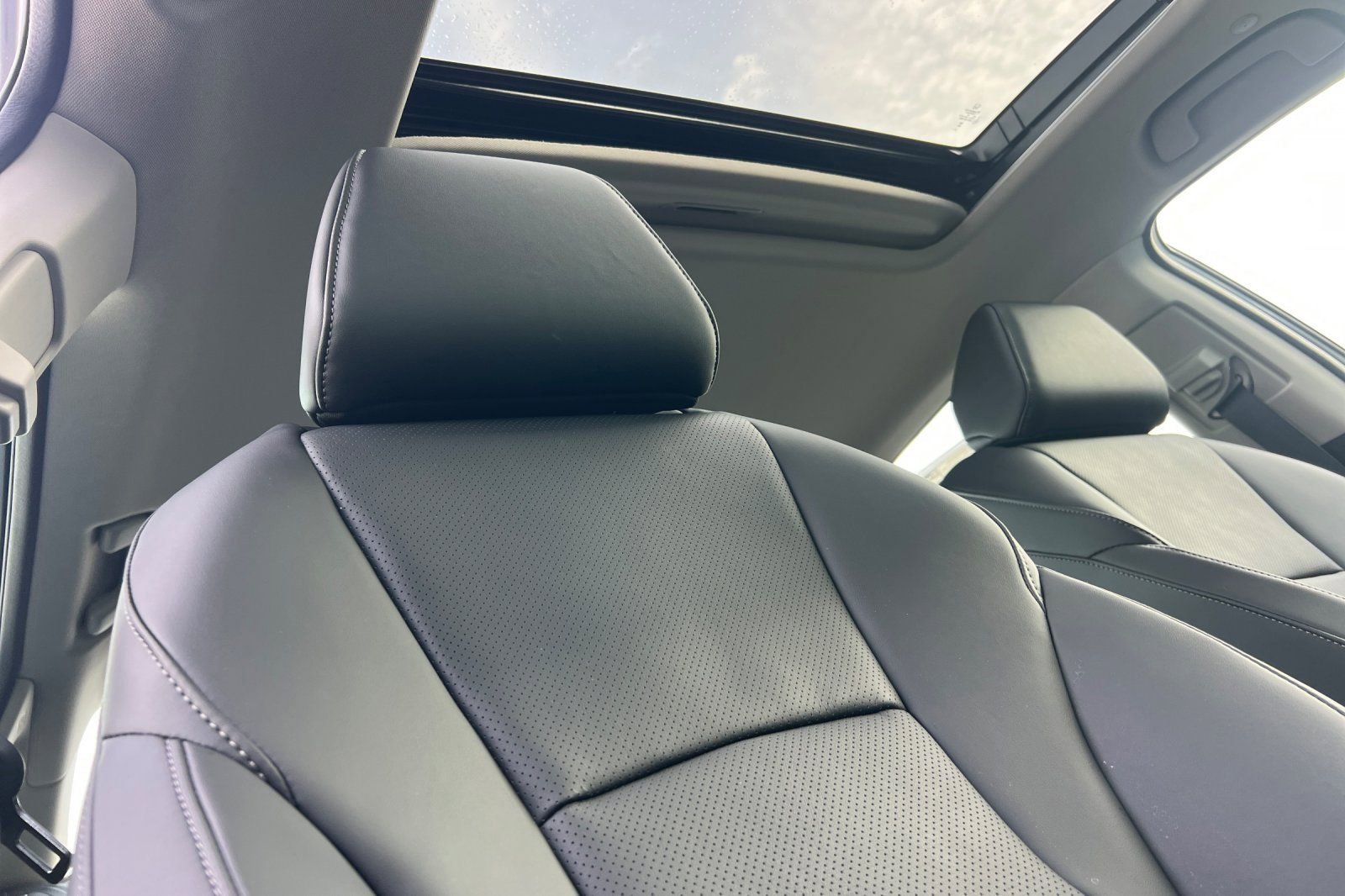 New 2026 Honda Accord EX-L image 17