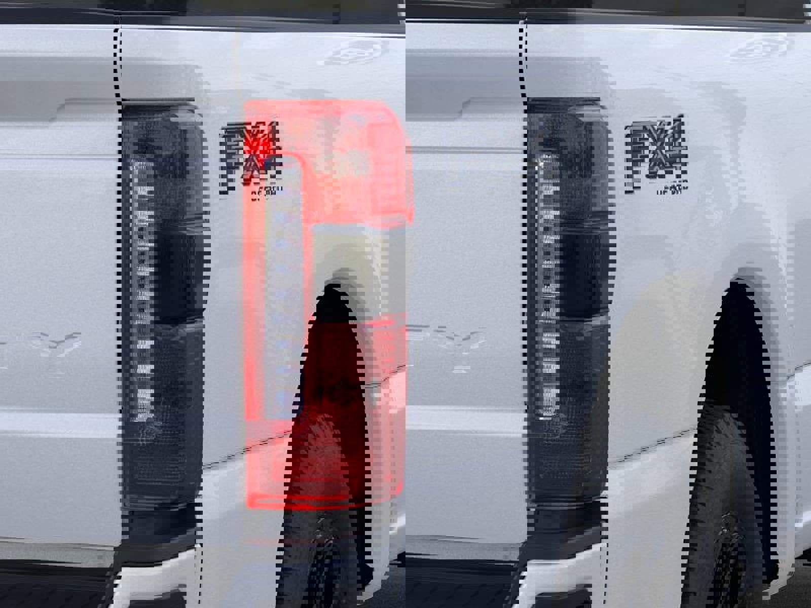 New 2026 Ford F350 4x4 Crew Cab Super Duty image 43