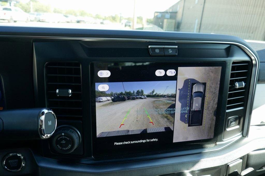 New 2026 Ford F350 Platinum w/ FX4 Off-Road Package image 24