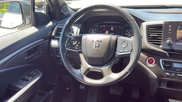Used 2023 Honda Passport TrailSport image 25