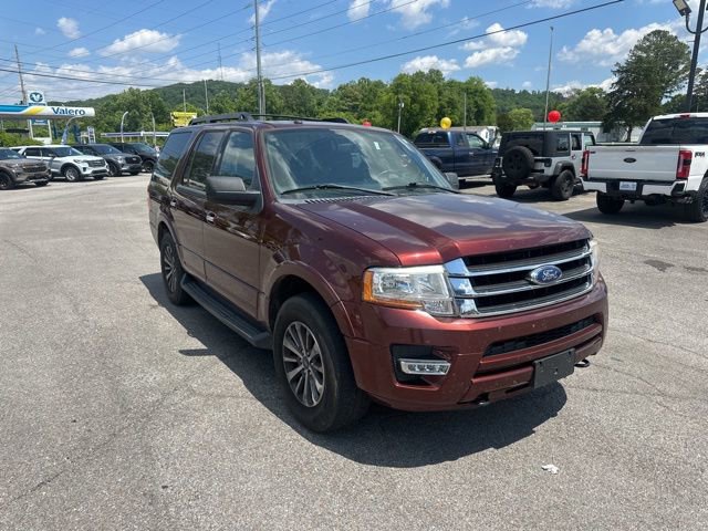 Used 2017 Ford Expedition XLT AWD/4WD image 5