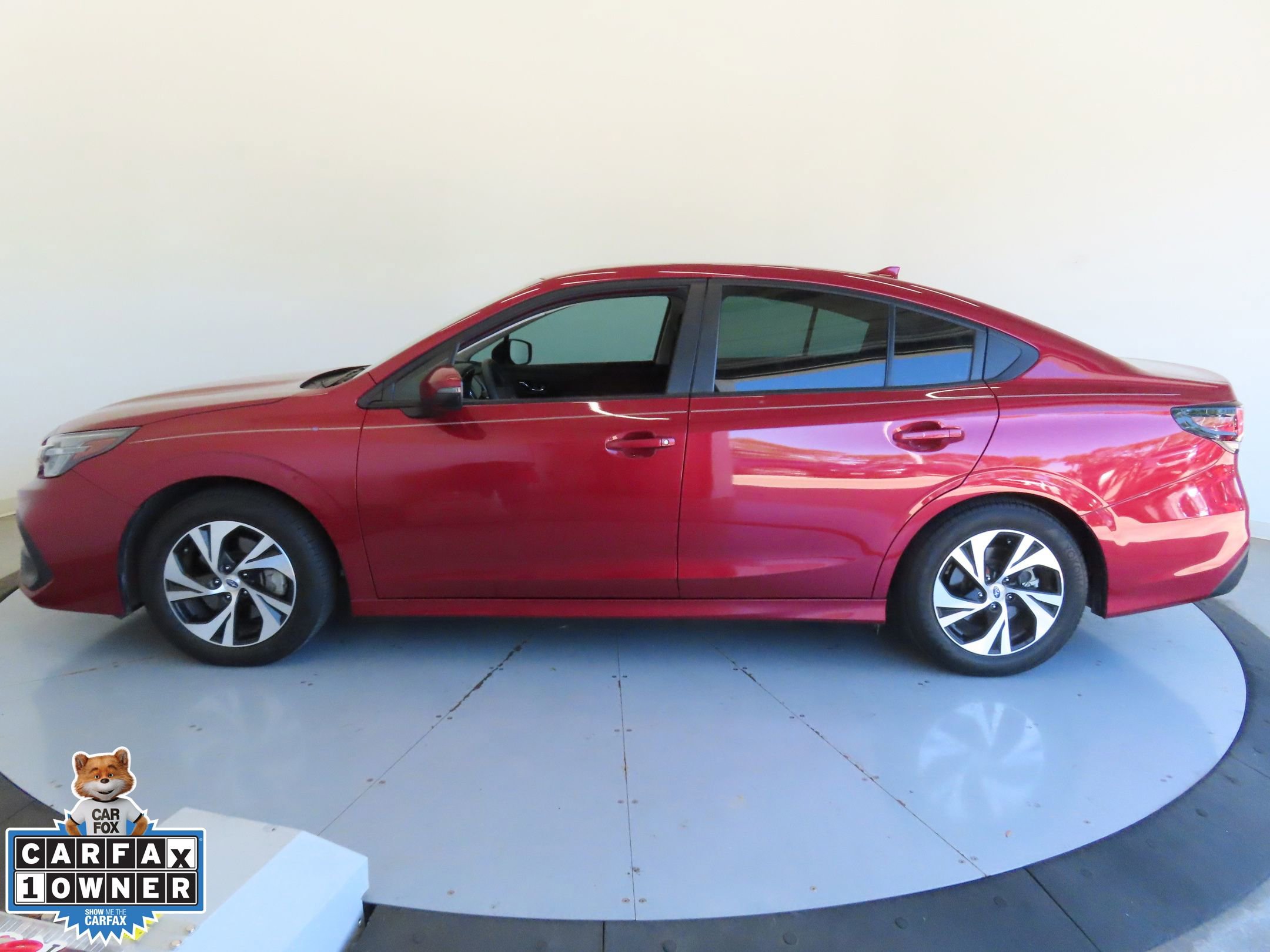 Used 2025 Subaru Legacy Premium AWD/4WD image 9