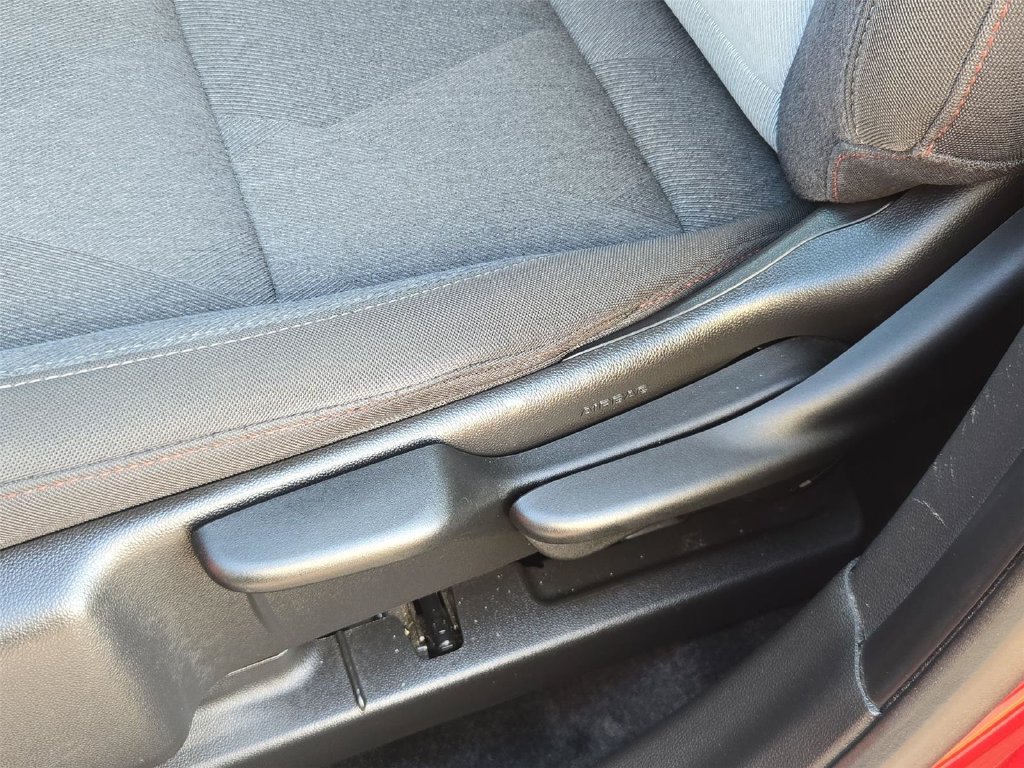Used 2024 Chevrolet Trax RS w/ Driver Confidence Package FWD image 37