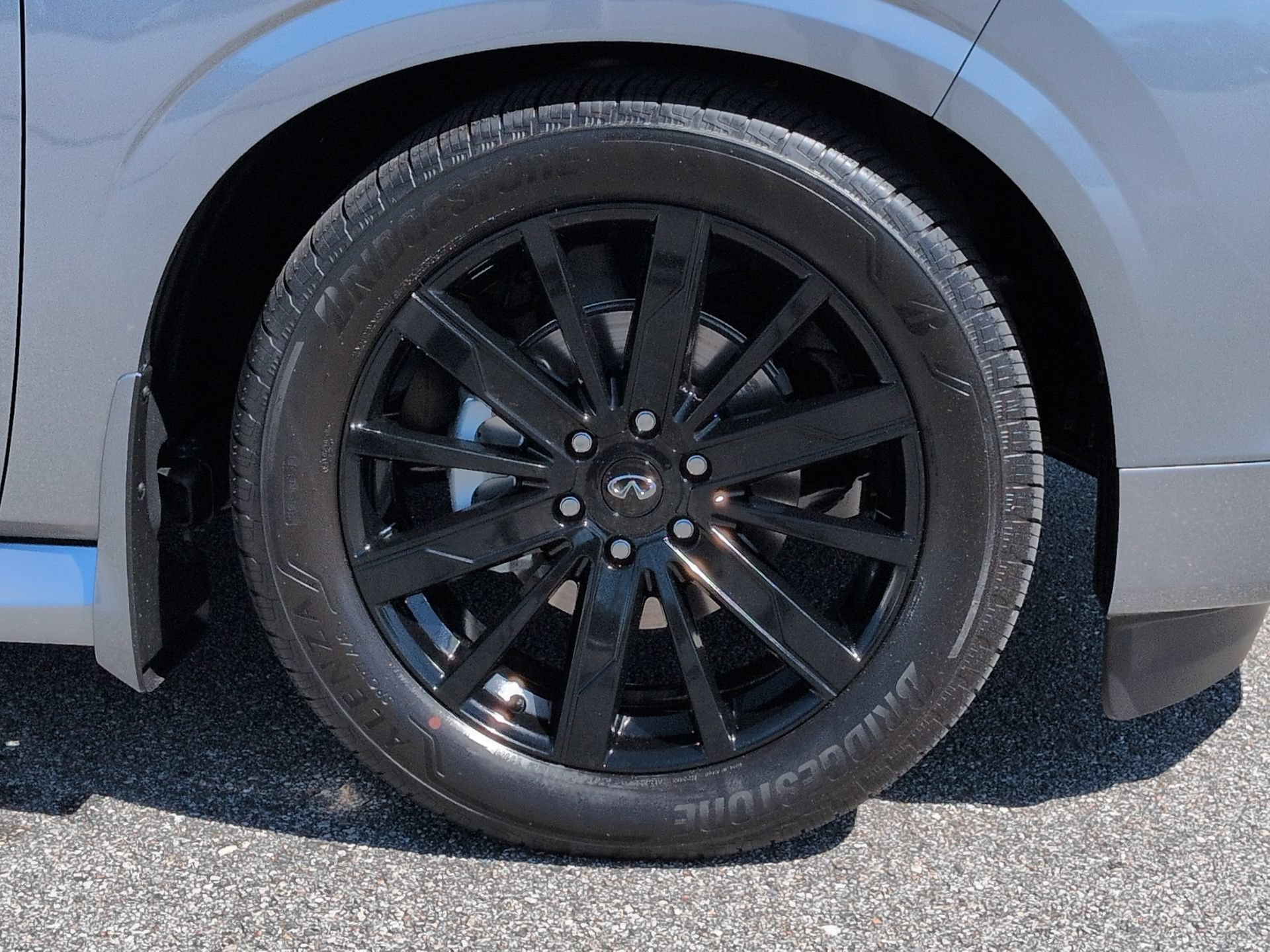 New 2026 INFINITI QX80 Luxe w/ Cargo Package AWD/4WD image 12