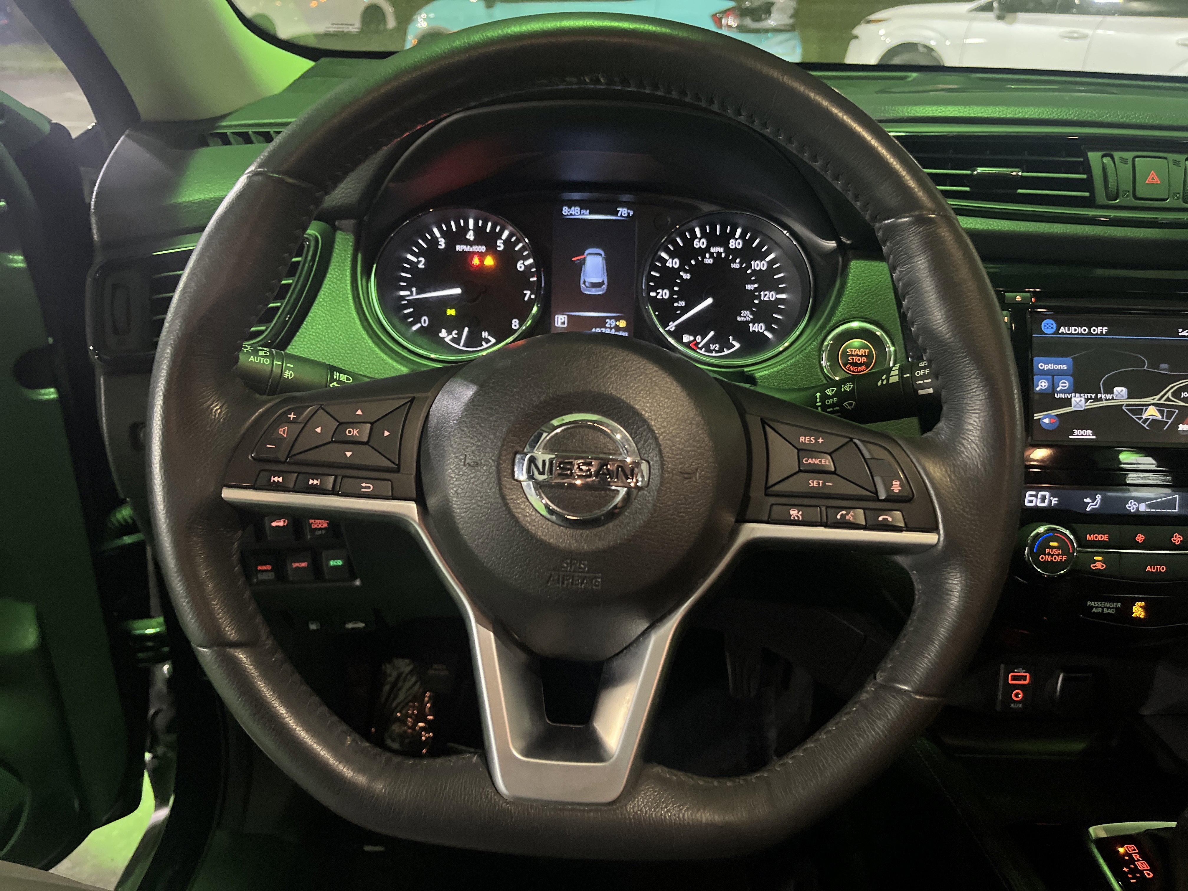 Used 2017 Nissan Rogue SL w/ SL Premium Package image 17