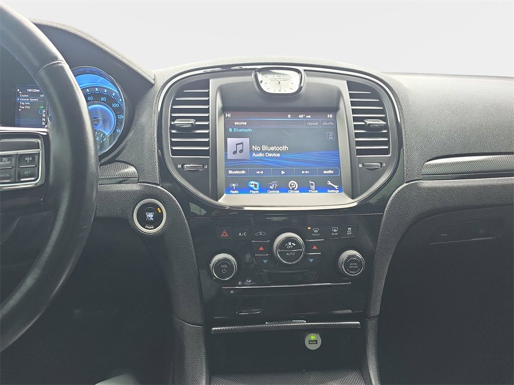 Used 2014 Chrysler 300 S image 23