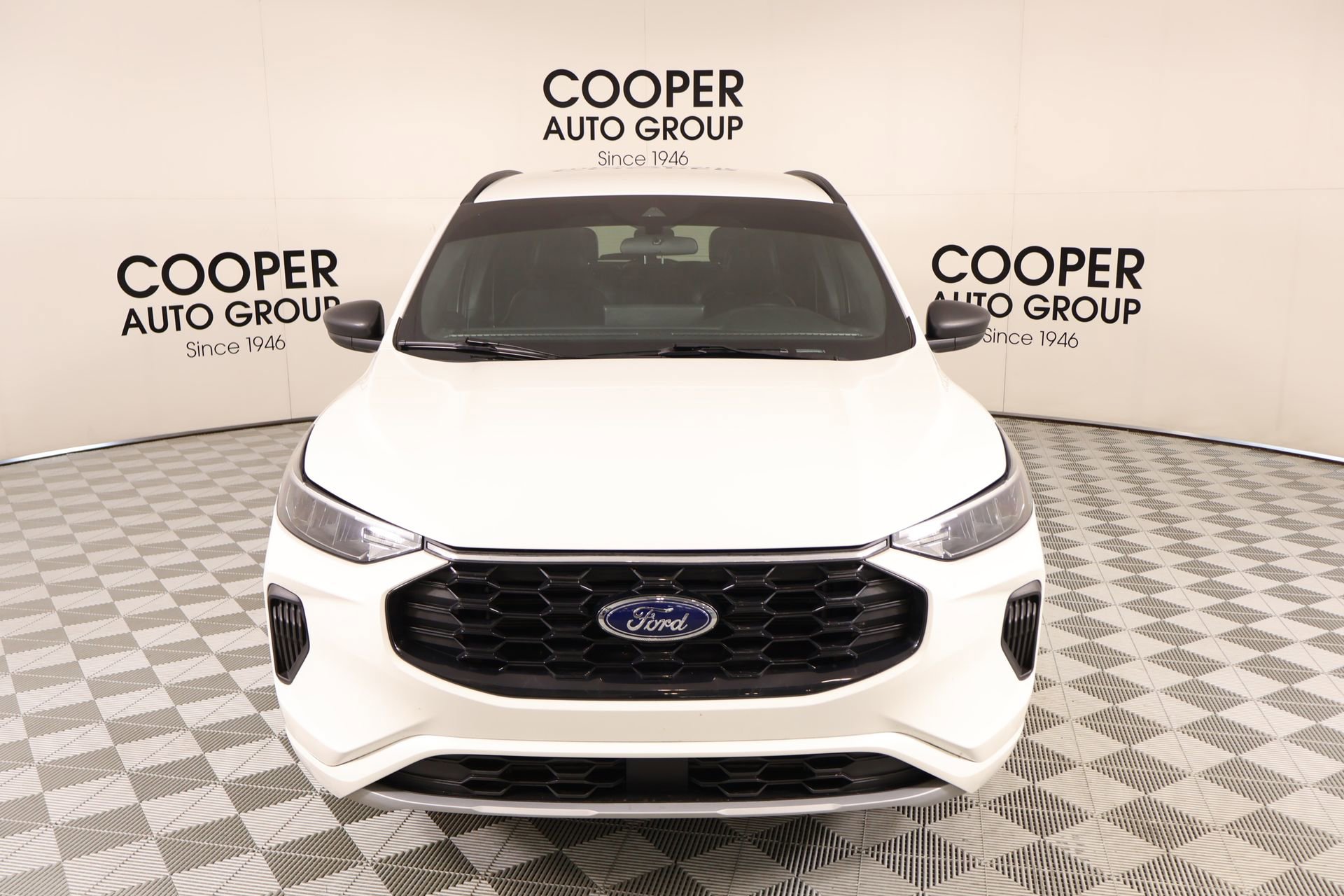 Used 2024 Ford Escape ST-Line w/ Tech Pack #1 FWD image 10