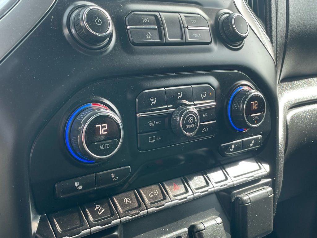 Used 2020 Chevrolet Silverado 1500 LT w/ Texas Edition image 17