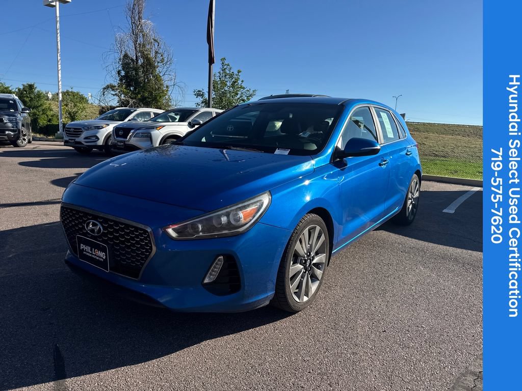 Used 2018 Hyundai Elantra GT Sport FWD image 4