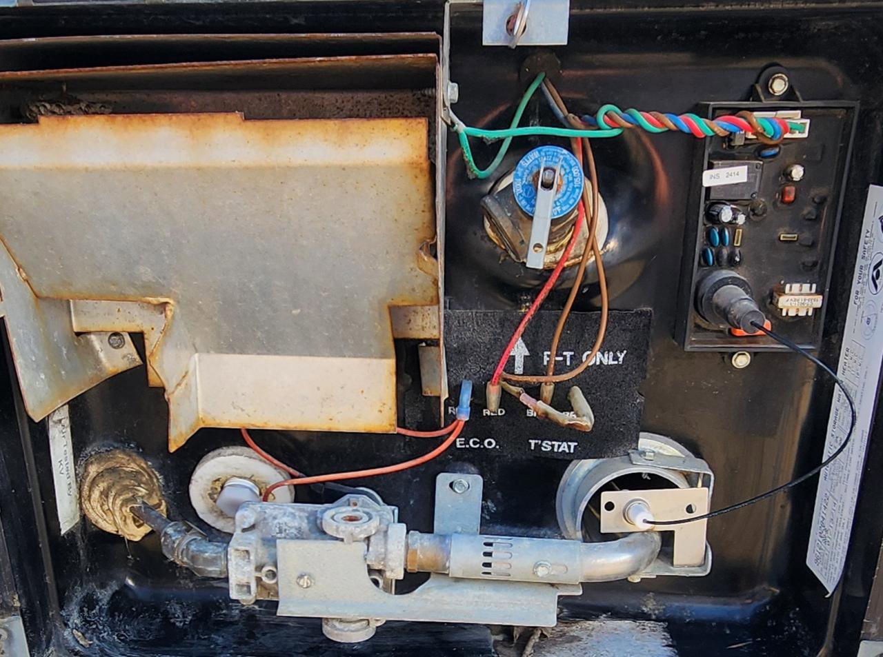 Used 2013 Chevrolet Express 4500 w/ RV Package RWD image 16