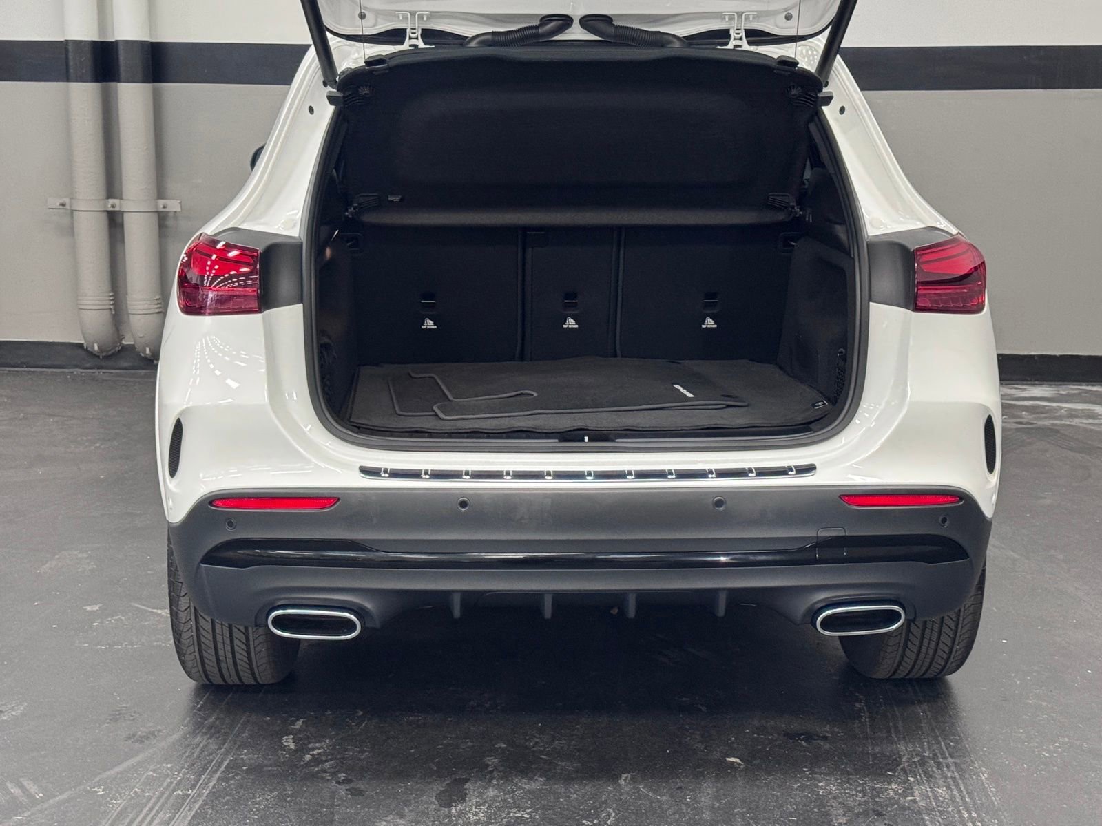 Used 2025 Mercedes-Benz GLA 250 image 15