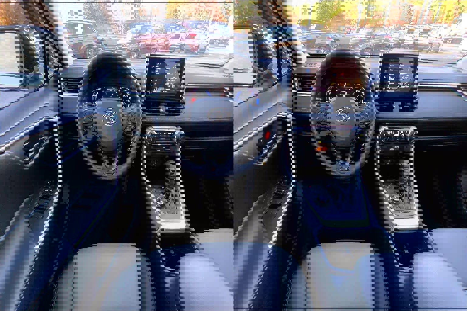 Used 2025 Toyota RAV4 LE image 6