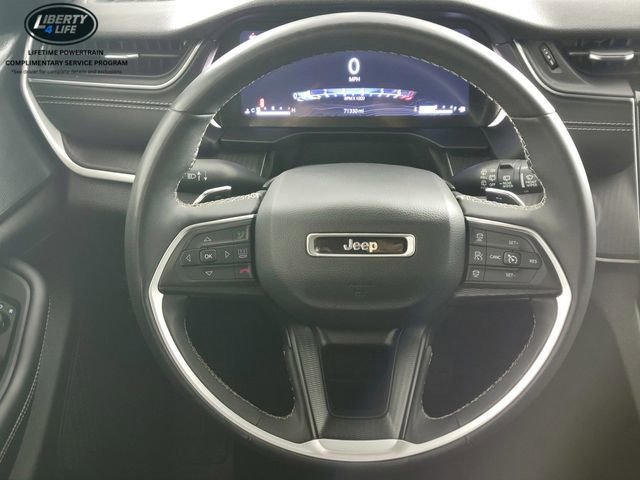 Used 2023 Jeep Grand Cherokee L Laredo image 28