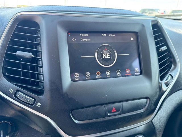 Used 2019 Jeep Cherokee Latitude w/ Popular Appearance Group image 24