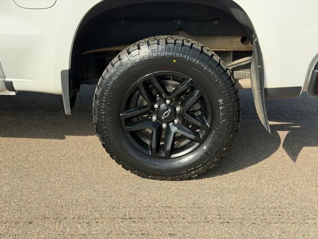 Used 2021 Chevrolet Silverado 1500 LT Trail Boss w/ Convenience Package II image 15
