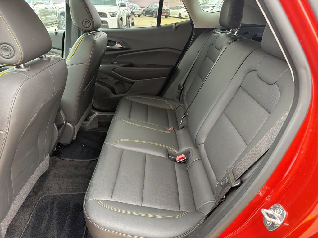 Used 2024 Chevrolet Trax ACTIV w/ Sunroof Package image 25