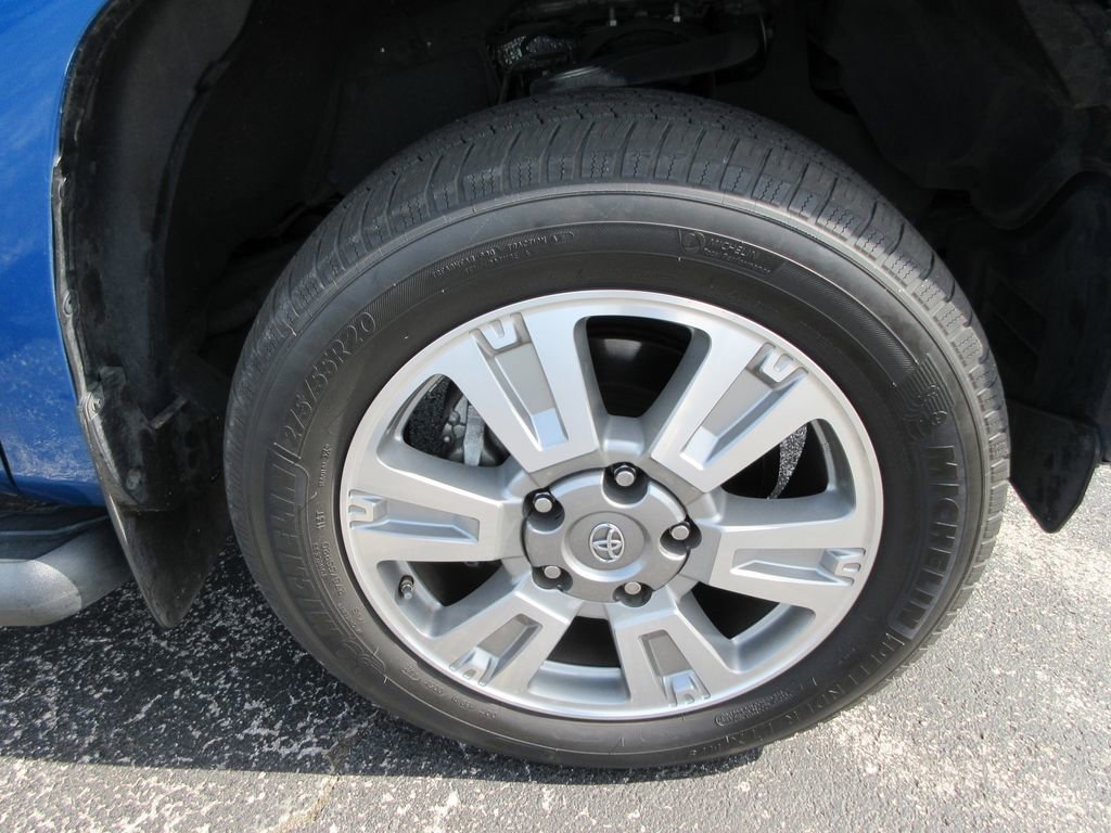 Used 2017 Toyota Tundra 1794 Edition image 9