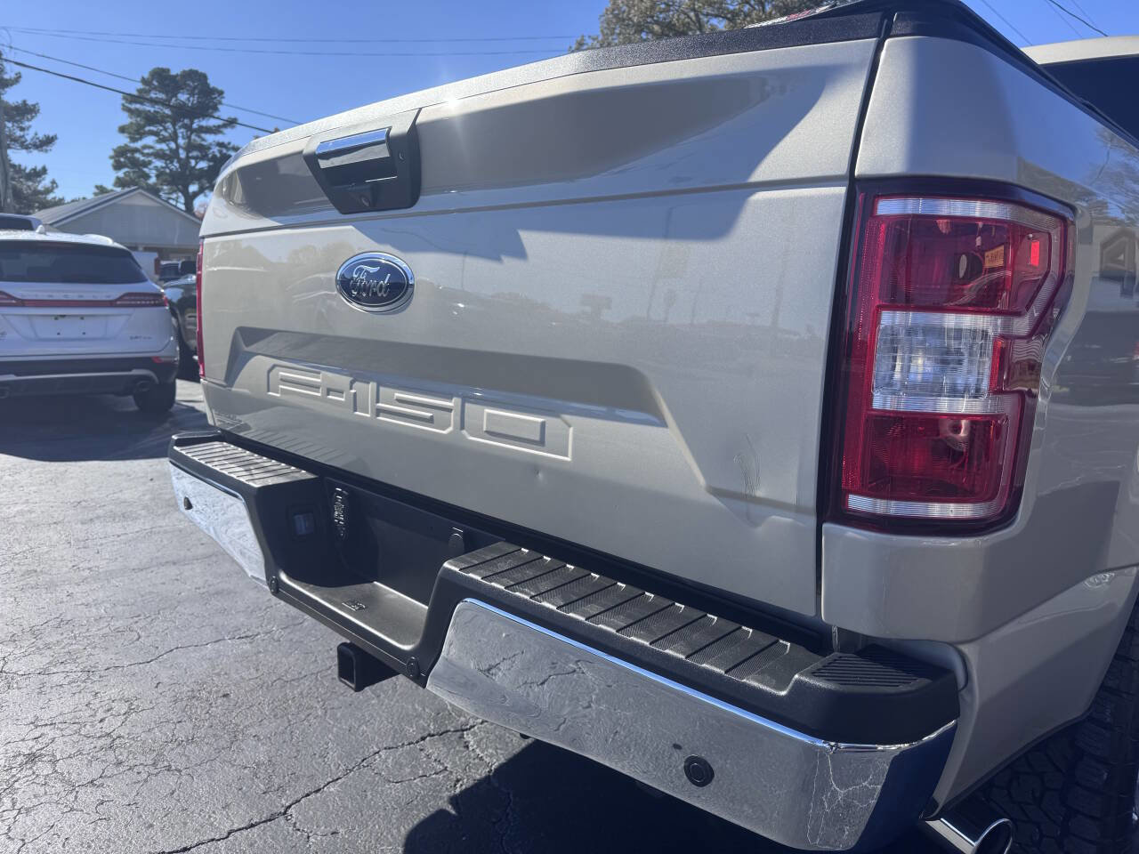 Used 2018 Ford F150 XLT w/ Equipment Group 302A Luxury image 19