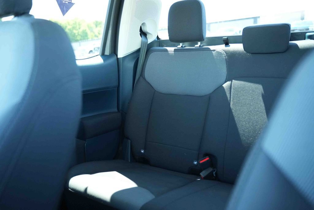 Used 2023 Ford Maverick XL FWD image 37