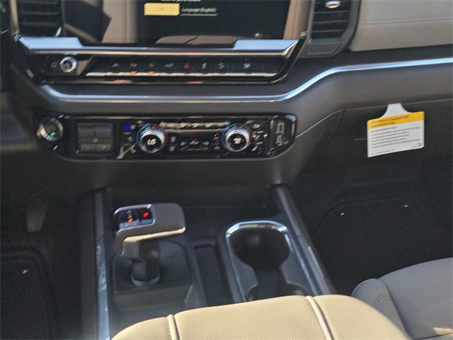 New 2026 GMC Sierra 1500 SLT image 13