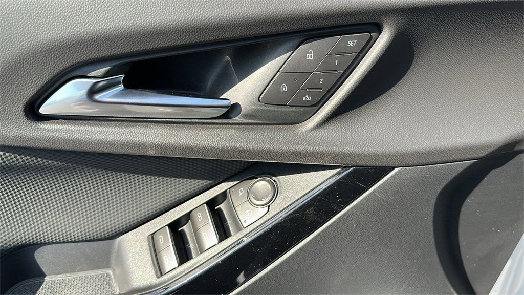 New 2026 Chevrolet Equinox RS w/ Convenience Package III image 13